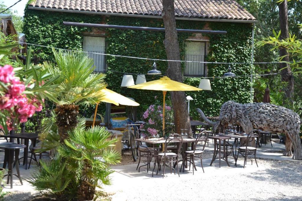 Hostellerie Le Paradou Lourmarin Eksteriør billede