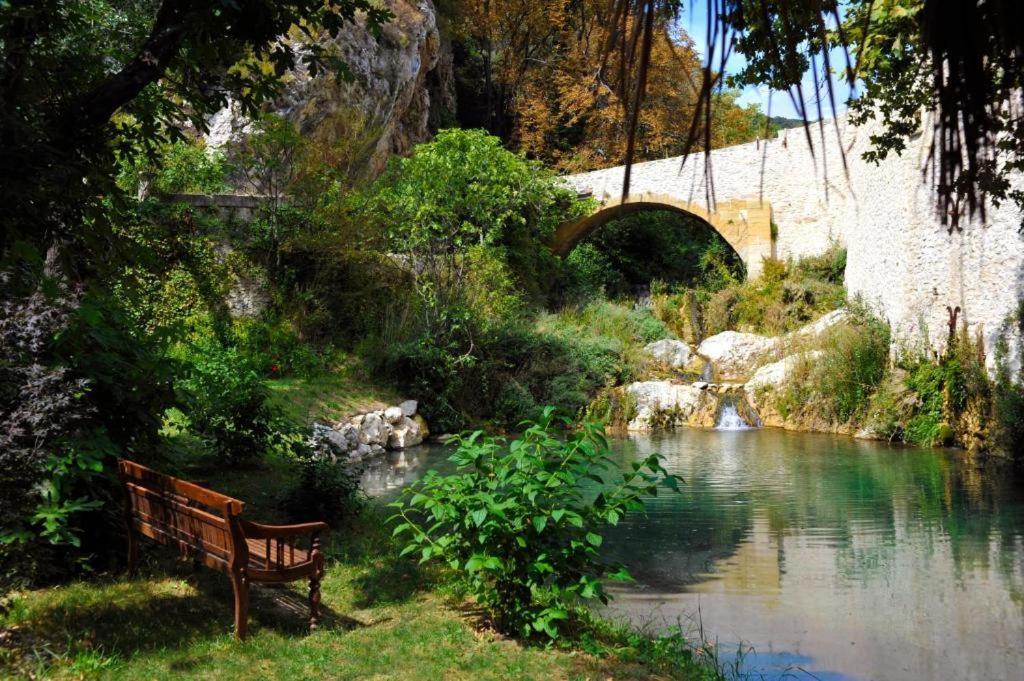 Hostellerie Le Paradou Lourmarin Eksteriør billede