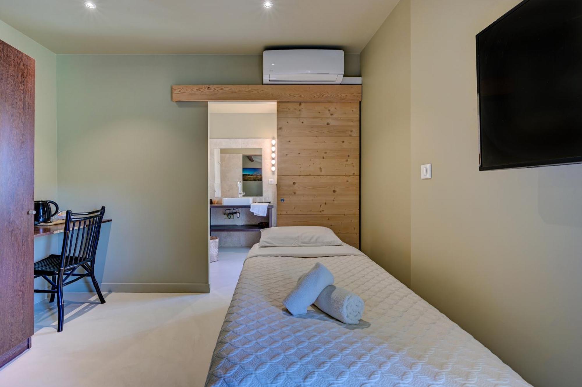 Hostellerie Le Paradou Lourmarin Eksteriør billede
